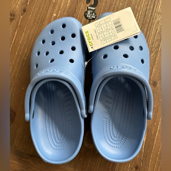 CROCS Shoes - CROCS size M6, W8, **NWT**